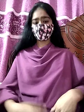 Snapshot of Arisha- chatting on 10/13/25, 02:51 Arisha- online show from 10/13/25, 02:51