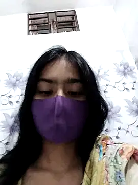 Snapshot of Arisha- chatting on 05/10/26, 12:09 Arisha- online show from 05/10/26, 12:09