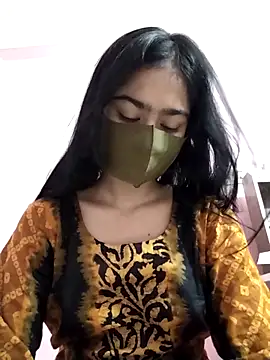 Snapshot of Arisha- chatting on 09/10/25, 07:57 Arisha- online show from 09/10/25, 07:57