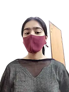 Snapshot of Arisha- chatting on 02/01/26, 07:45 Arisha- online show from 02/01/26, 07:45