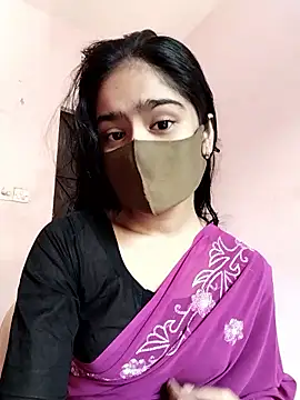 Snapshot of Arisha- chatting on 11/19/25, 07:41 Arisha- online show from 11/19/25, 07:41