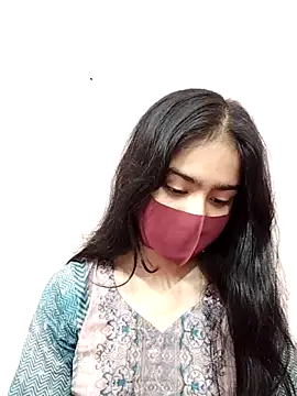 Snapshot of Arisha- chatting on 12/19/25, 02:30 Arisha- online show from 12/19/25, 02:30