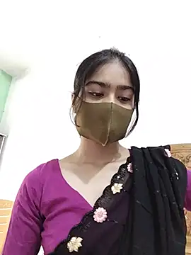 Snapshot of Arisha- chatting on 06/21/26, 05:24 Arisha- online show from 06/21/26, 05:24
