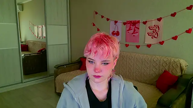 Snapshot of School_Love chatting on 09/28/25, 11:06 School Love online show from 09/28/25, 11:06