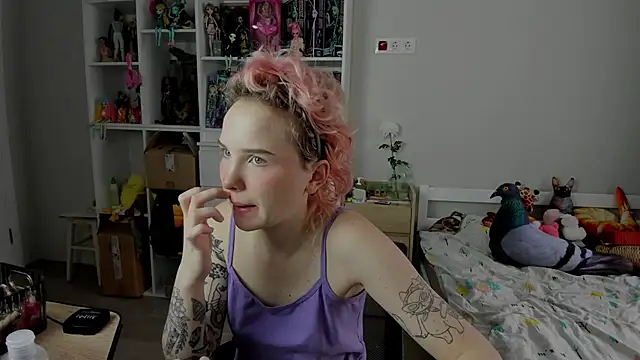 School Love online show from 11/23/25, 07:07