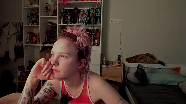 School Love online show from 02/16/26, 07:07