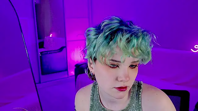 Snapshot of School_Love chatting on 01/23/25, 01:13 School Love online show from 01/23/25, 01:13