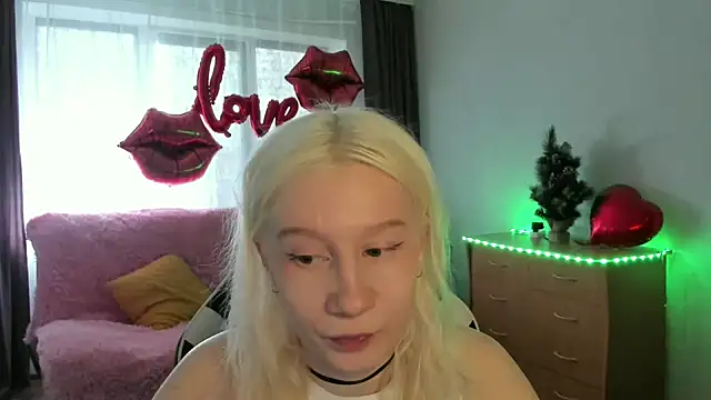 EnigmaSee online show from 04/05/26, 09:16