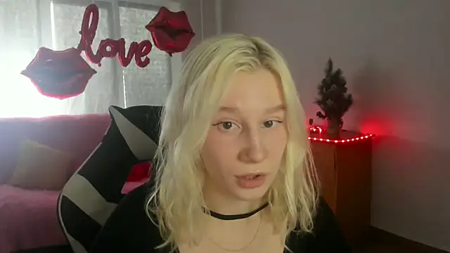 EnigmaSee online show from 03/08/26, 02:04