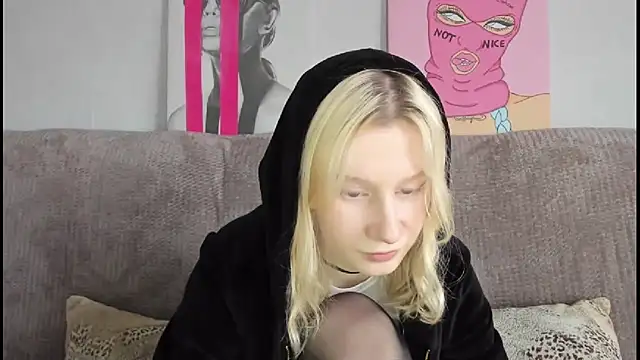 EnigmaSee online show from 11/08/25, 02:26