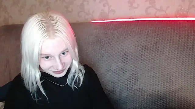 EnigmaSee online show from 05/01/26, 04:56