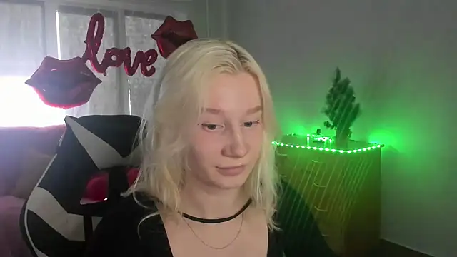 EnigmaSee online show from 03/08/26, 01:55