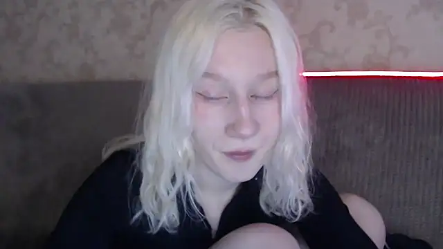 EnigmaSee online show from 04/11/26, 02:19