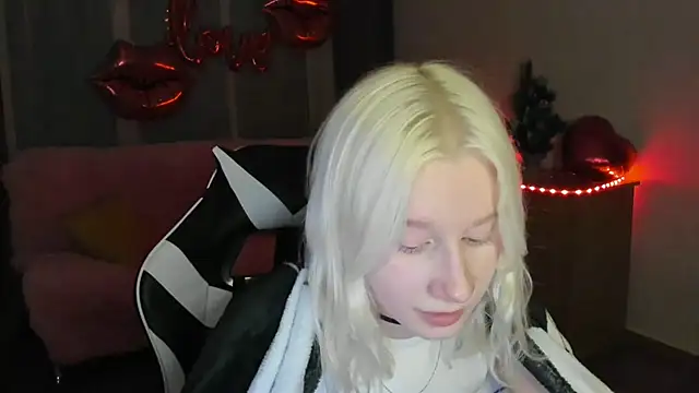 EnigmaSee online show from 04/04/26, 07:09