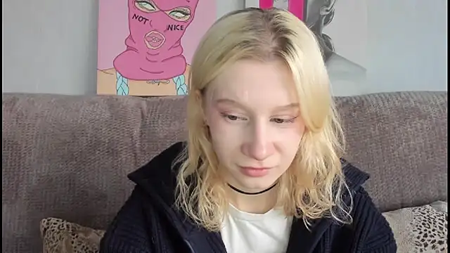 EnigmaSee online show from 11/11/25, 02:06