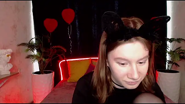 EnigmaSee online show from 03/08/25, 04:45