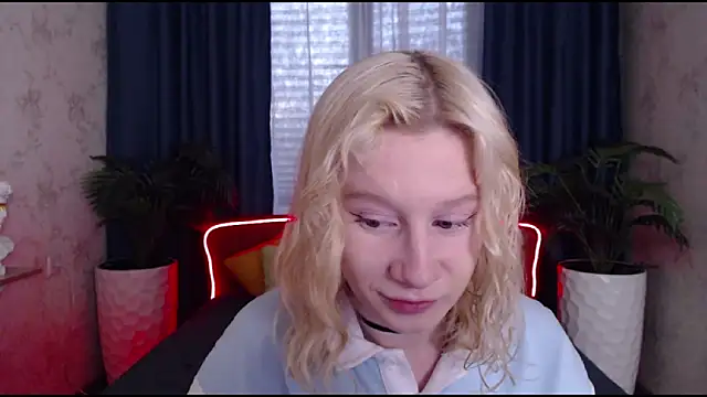 EnigmaSee online show from 10/09/25, 01:50