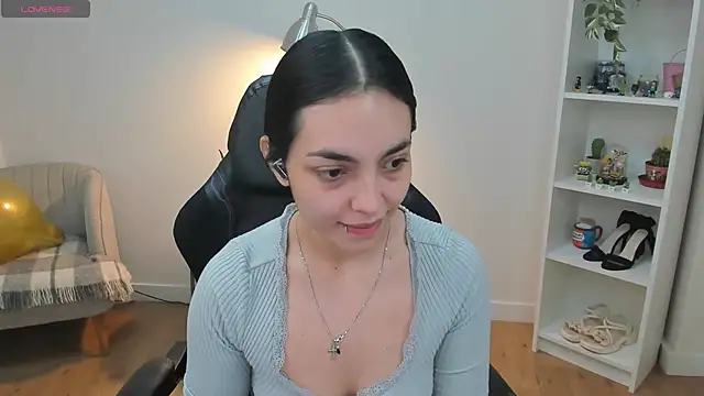  BellaEvans  online show from 03/12/26, 06:06