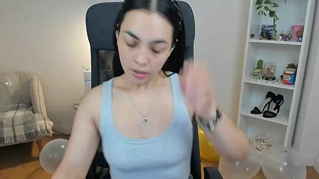  BellaEvans  online show from 05/21/26, 04:54