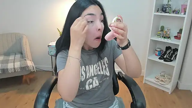  BellaEvans  online show from 03/03/26, 05:47