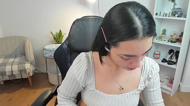  BellaEvans  online show from 01/13/26, 05:33