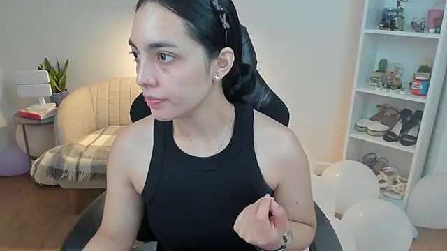  BellaEvans  online show from 04/11/26, 04:53