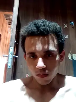 jhonmenas14 online show from 11/08/25, 07:28