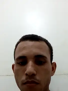 jhonmenas14 online show from 12/18/25, 09:40