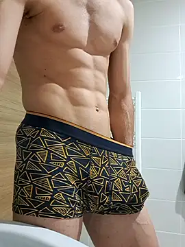 mertbey07 online show from 12/12/24, 09:37