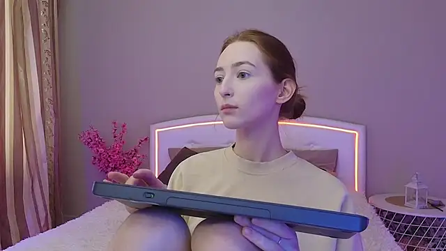 MichaDenver online show from 11/13/25, 10:41