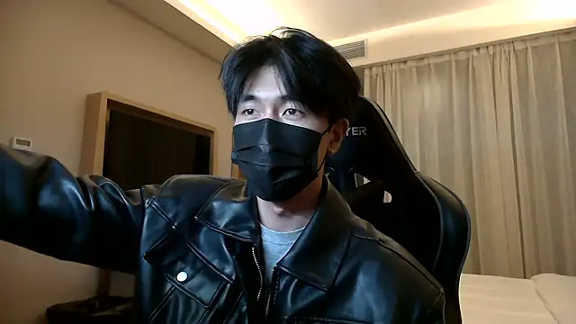 Snapshot of wuzhimao0207 chatting on 07/18/26, 02:47 wuzhimao0207 online show from 07/18/26, 02:47