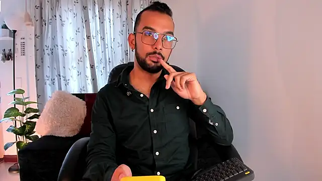  PauloDaSilva  online show from 03/23/26, 07:25