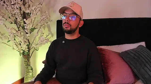  PauloDaSilva  online show from 03/25/26, 12:15