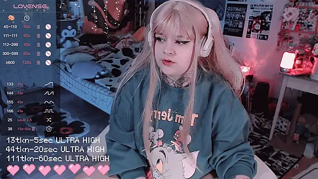 noori  hope online show from 11/30/25, 09:04