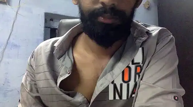 Snapshot of ASIF_F chatting on 03/03/25, 01:45 ASIF F online show from 03/03/25, 01:45