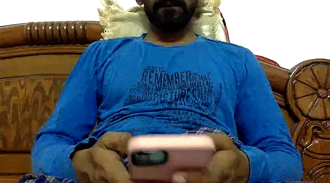 Snapshot of ASIF_F chatting on 12/22/24, 05:21 ASIF F online show from 12/22/24, 05:21