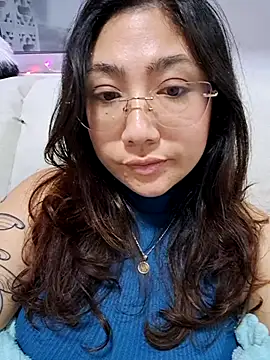 Mia Ruiz online show from 11/09/25, 03:21