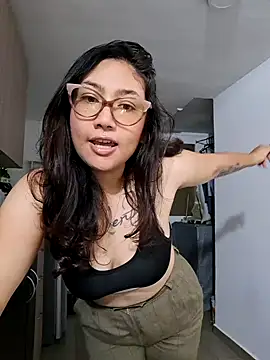 Mia Ruiz online show from 01/28/25, 03:36