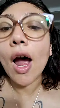 Mia Ruiz online show from 02/08/25, 01:32