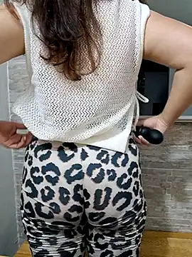 Mia Ruiz online show from 03/18/25, 12:51