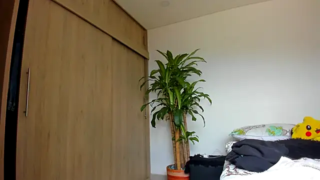 aldrinwhite online show from 03/18/26, 05:58