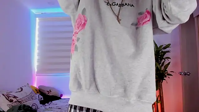 aldrinwhite online show from 10/24/25, 04:39