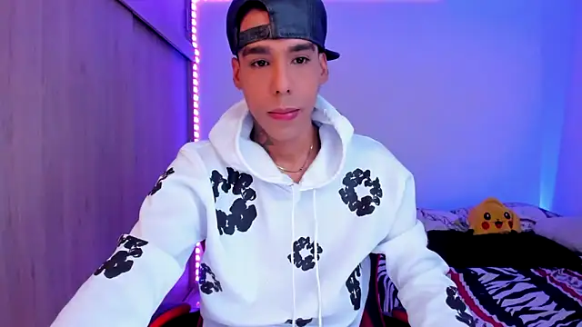 aldrinwhite online show from 02/09/26, 04:16