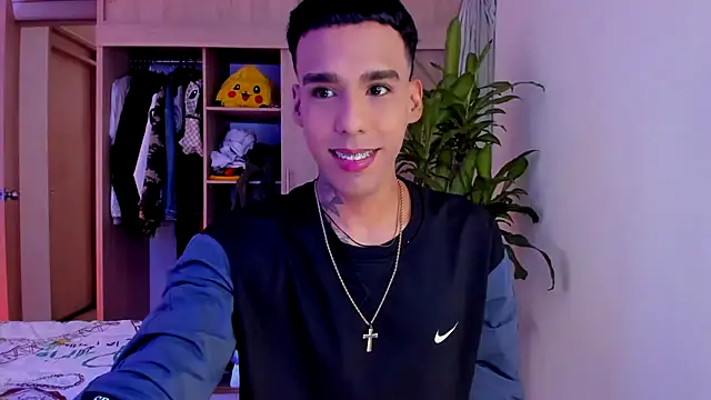 aldrinwhite online show from 11/15/25, 07:40