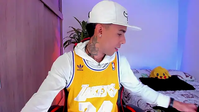 aldrinwhite online show from 03/09/26, 06:22