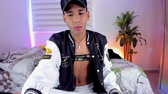 aldrinwhite online show from 09/17/25, 06:21