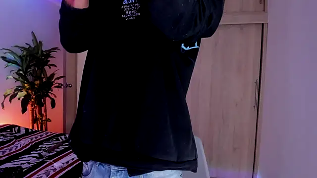 aldrinwhite online show from 11/03/25, 06:55