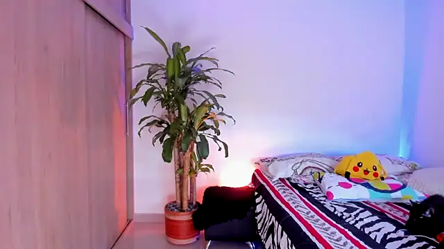 aldrinwhite online show from 03/28/26, 07:04