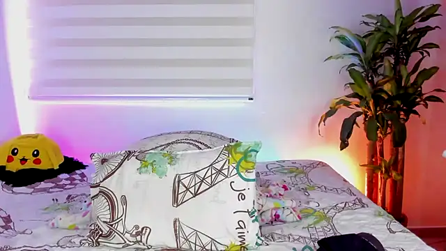 aldrinwhite online show from 10/16/25, 06:05