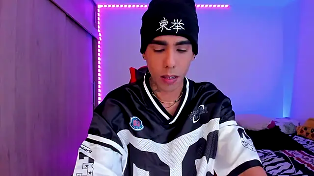 aldrinwhite online show from 02/10/26, 04:17